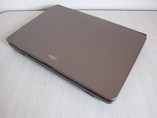 【快適 8GB SSD Office2019】LIFEBOOK AH700/5A