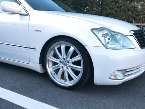 18クラウン 車検33年2月 19インチアルミホイール 車高調 低走行