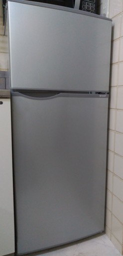 2017年製SHARPの２ドア冷蔵庫（118L ）