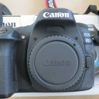 EOS80D（ボディ）中古（おまけ付）
