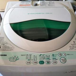 2011年製　東芝全自動洗濯機　5Kg