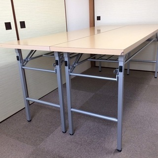 会議用テーブル 2台 1800×450×700 棚付