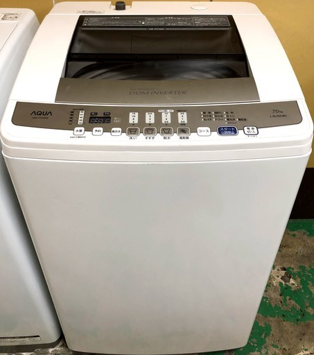 【送料無料・設置無料サービス有り】洗濯機 AQUA AQW-V700D 中古