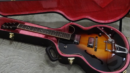 フルアコ LOAR LH-280 (ES-175タイプ) 美品 トレモロアーム装備 フルアコ LOAR LH-280 (ES-175タイプ) 美品 トレモロアーム装備