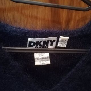 DKNY セーター　譲ります