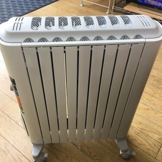 63□DeLonghi デロンギ ベルカルド オイルヒーター RHJ75V0915-GY