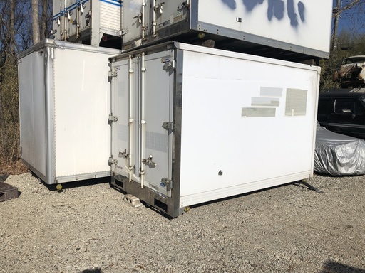 物置　トラックの荷台