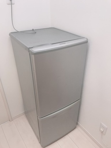 Panasonic 冷凍冷蔵庫 NR-B142W-S