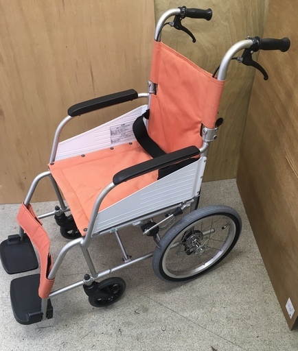 中古車いす  カルディ VA10072  介助式 標準型 軽量タイプ ナショナル