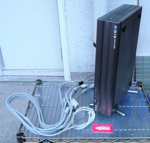 シャープ Sharp Lc 32gd1 Aquos 32v型液晶テレビ チューナーセット 人気のサイズ ロボコン 港南台のテレビ 液晶テレビ の中古あげます 譲ります ジモティーで不用品の処分