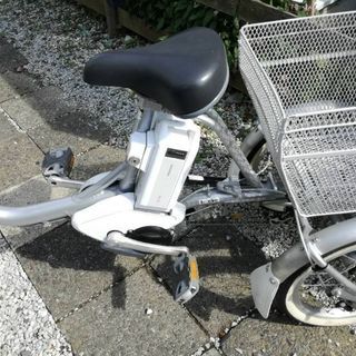 ブリジストンアシストワゴン(AW114)シルバー　電動自転車