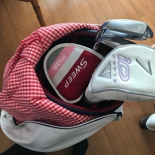 アディダスのゴルフバッグ レディースです