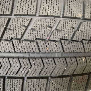 225/60/17スタッドレスタイヤ ブリザックハリアー、フォレスター大幅値下げ！