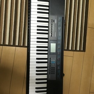 電子ピアノ キーボード casio ctk-2550