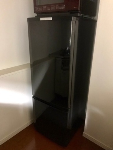 三菱冷凍冷蔵庫 (黒) １人や２人暮らしにぴったり！