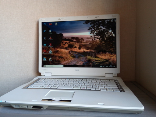ノートパソコン  NEC Lavie LL370/R　Windows10 Pro