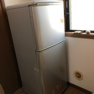2ドア小型冷蔵庫