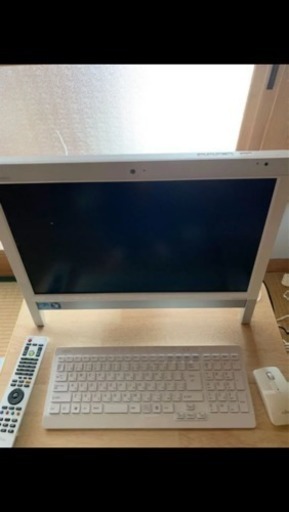 22日限定値下げ！価格は FMV ESPRIMO FH56/EDW i5 4GB 2TB Win7