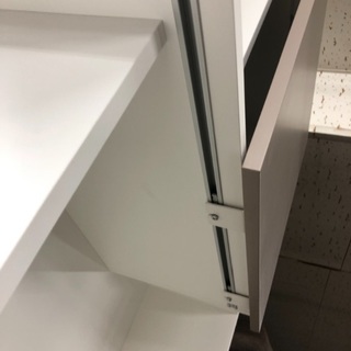 cattelan italia piquant 受注生産品のシェルフ。