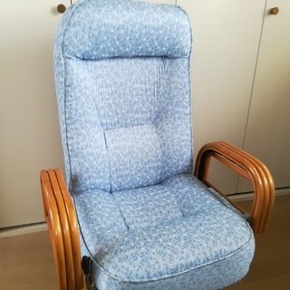 回転式リクライニング付き籐椅子