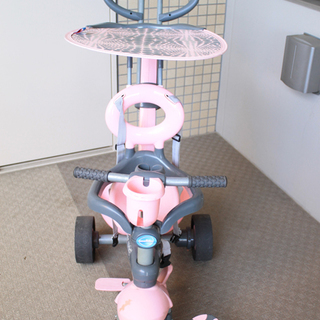 スマートライク（高機能三輪車）ピンク
