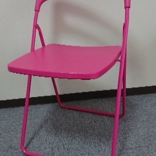 ピンチのおしゃれでかわいいパイプ椅子(2つ用意可) 折りたたみチ...