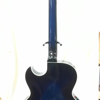 Gibson の Custom Shop製 ES-137 Classic（2011年）, Blueburst