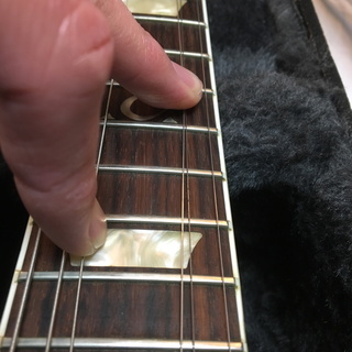 Gibson の Custom Shop製 ES-137 Classic（2011年）, Blueburst