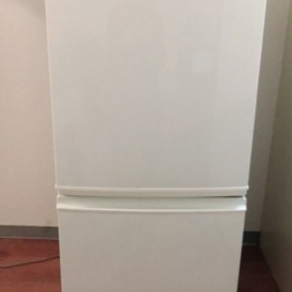 冷蔵庫 SHARP 137L SJ-714-W. 2008年製