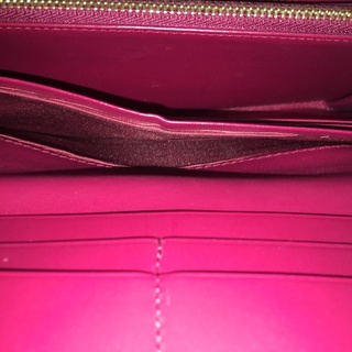 超美品　ロエベ　LOEWE  アマソナ　コンチネンタル ウォレット 二つ折り長財布　正規品です。