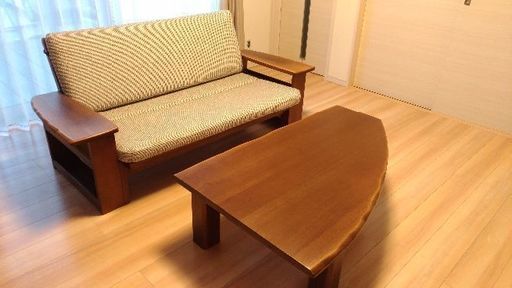 飛騨の家具メーカーイバタインテリア　テーブル＆ソファセット
