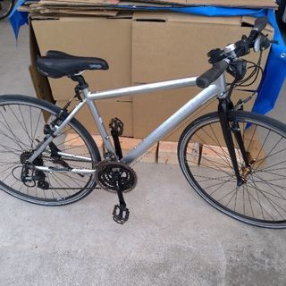 クロスバイク PRECISION SPORT 700C アルミ 24速 シルバー