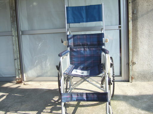 車いす 自走式車椅子 折りたたみ　日進医療器 NS-1