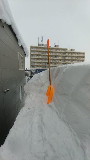危険な雪庇 せっぴ 氷柱 つらら を落とします 建心 永山のその他の無料広告 無料掲載の掲示板 ジモティー