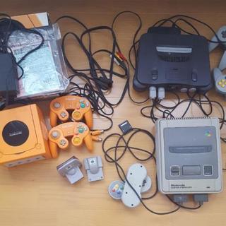 スーパーファミコン　Nintendo64 GAMECUBE　本体