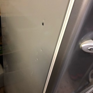 大幅値下げ！  中型冷蔵庫 255L！