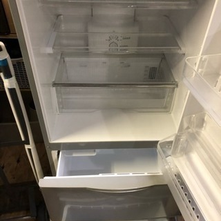大幅値下げ！  中型冷蔵庫 255L！