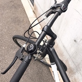 クロスバイク 美品クロスバイク安く譲ります❗️