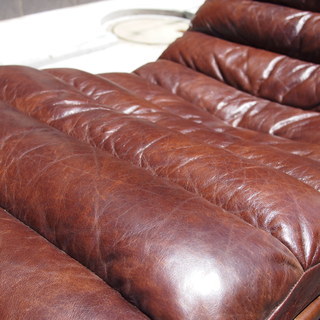 一人用レザーソファ HALO BILBAO DAYBED （ビルバオ デイベッド）