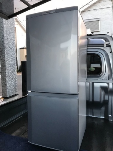 2012年製三菱冷凍冷蔵庫146L千葉県内配送無料。設置無料。