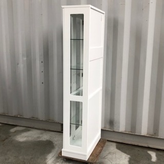 収納家具 美品！ニトリ ガラスショーケース◇飾り棚◇コレクションボード◇ガラスキャビネット◇リビングボード◇背面鏡張り