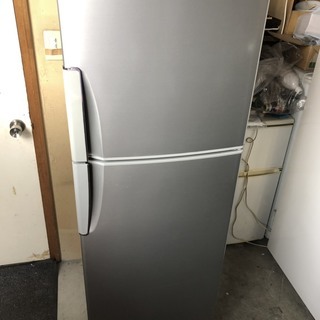 配送可能 日立 HITACHI 冷蔵庫（230L・右開き） R-23WA-S