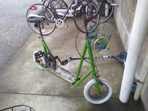 キックボード自転車