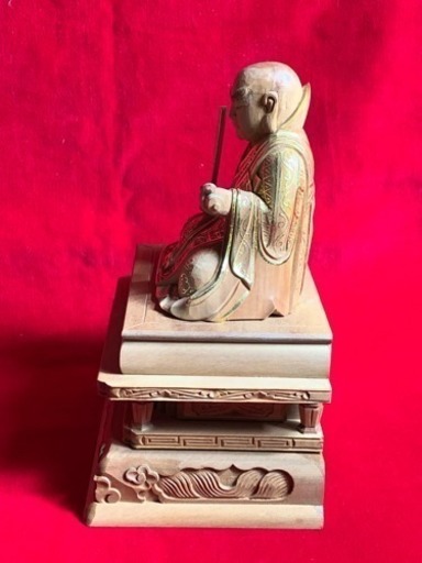 香木白檀 切金仕上げ 日蓮大聖人座像 手彫り 最高細密木彫り49万円の品