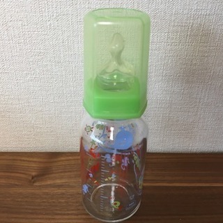 哺乳瓶：新品NUK ほ乳びん(ガラス製)