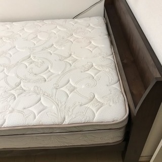 セミダブルベッド フレーム付き 美品