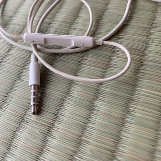 アップル正規品アイフォンイヤフォンマイク3.5mm