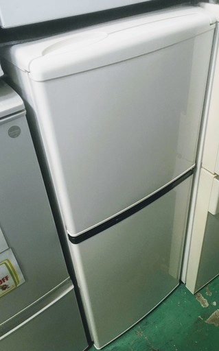 【送料無料・設置無料サービス有り】冷蔵庫 2017年製 AQUA AQR-14NJ 中古