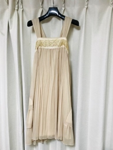 結婚式の二次会に クリーム色のワンピース アッキー 市川のワンピースの中古 古着あげます 譲ります ジモティーで不用品の処分