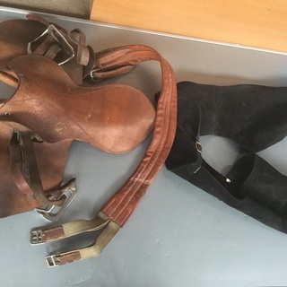 馬具 鞍 乗馬ズボン  